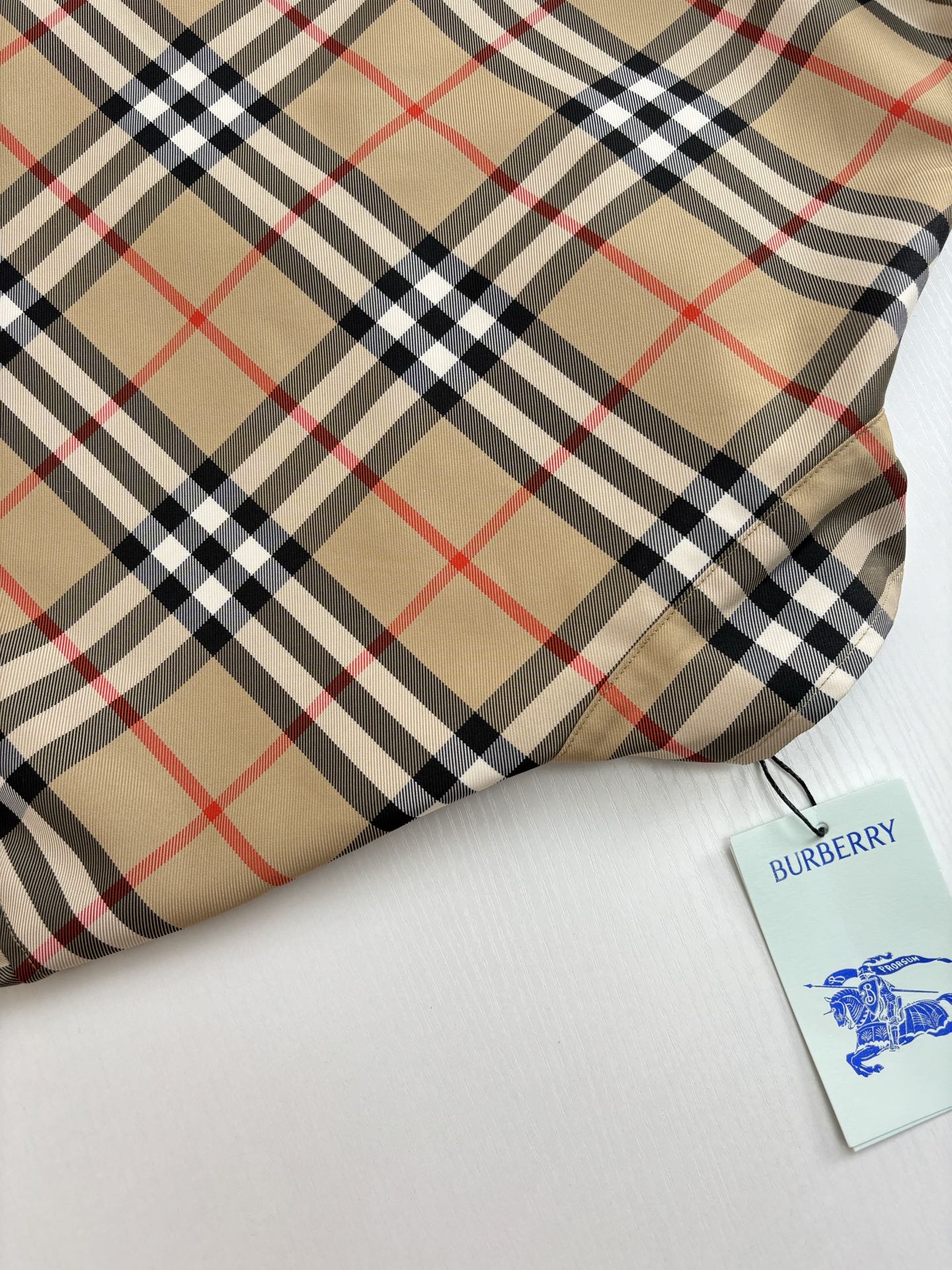 250819 A new high-quality classic checkered stand-up collar coat