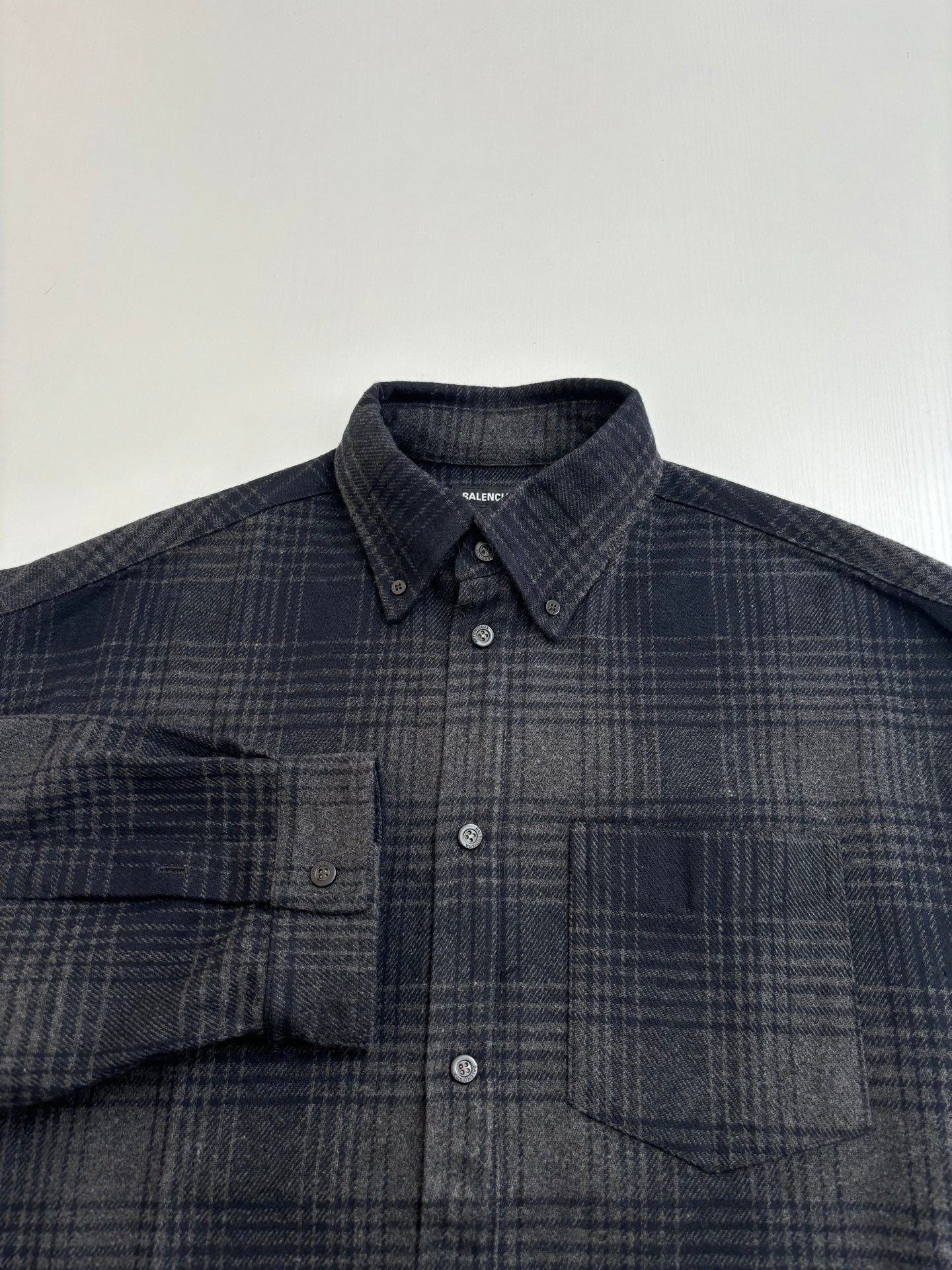 250819 New high-quality vinyl letter lapel check shirt