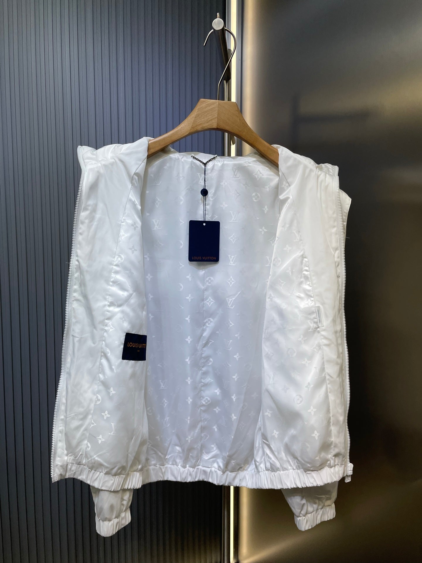 250819 New high-quality water-repellent and windproof zipper jacket
