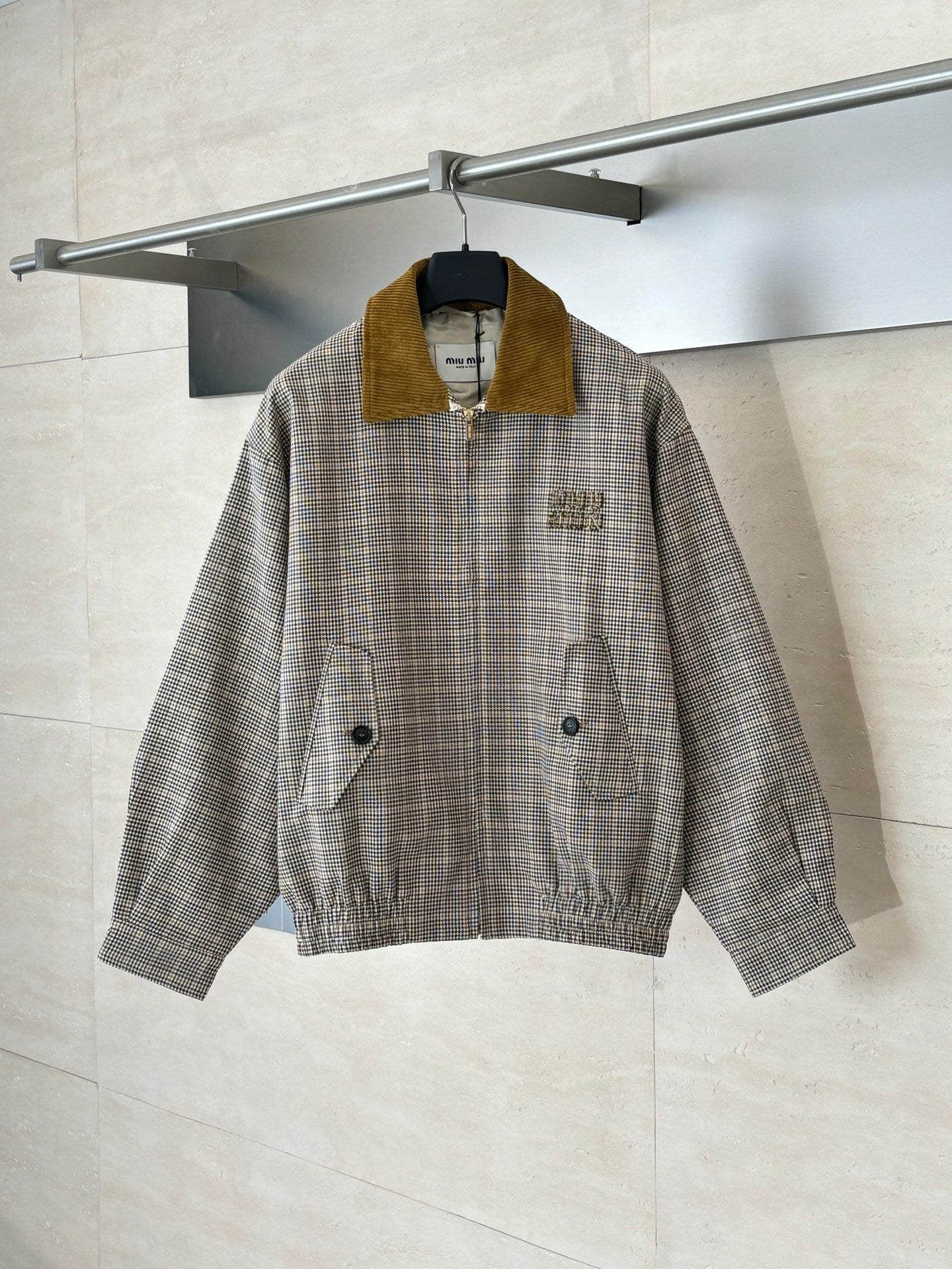 250819 A new high-quality corduroy collar checkered jacket