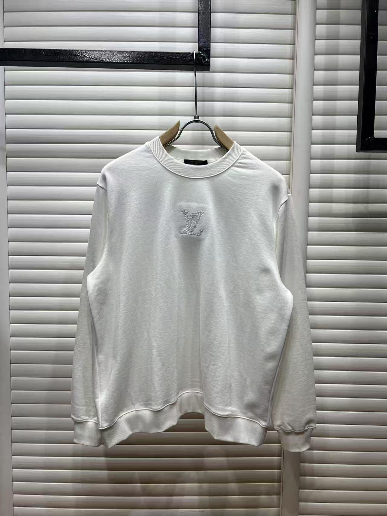 250819 New high-quality special-process embroidered sweatshirt