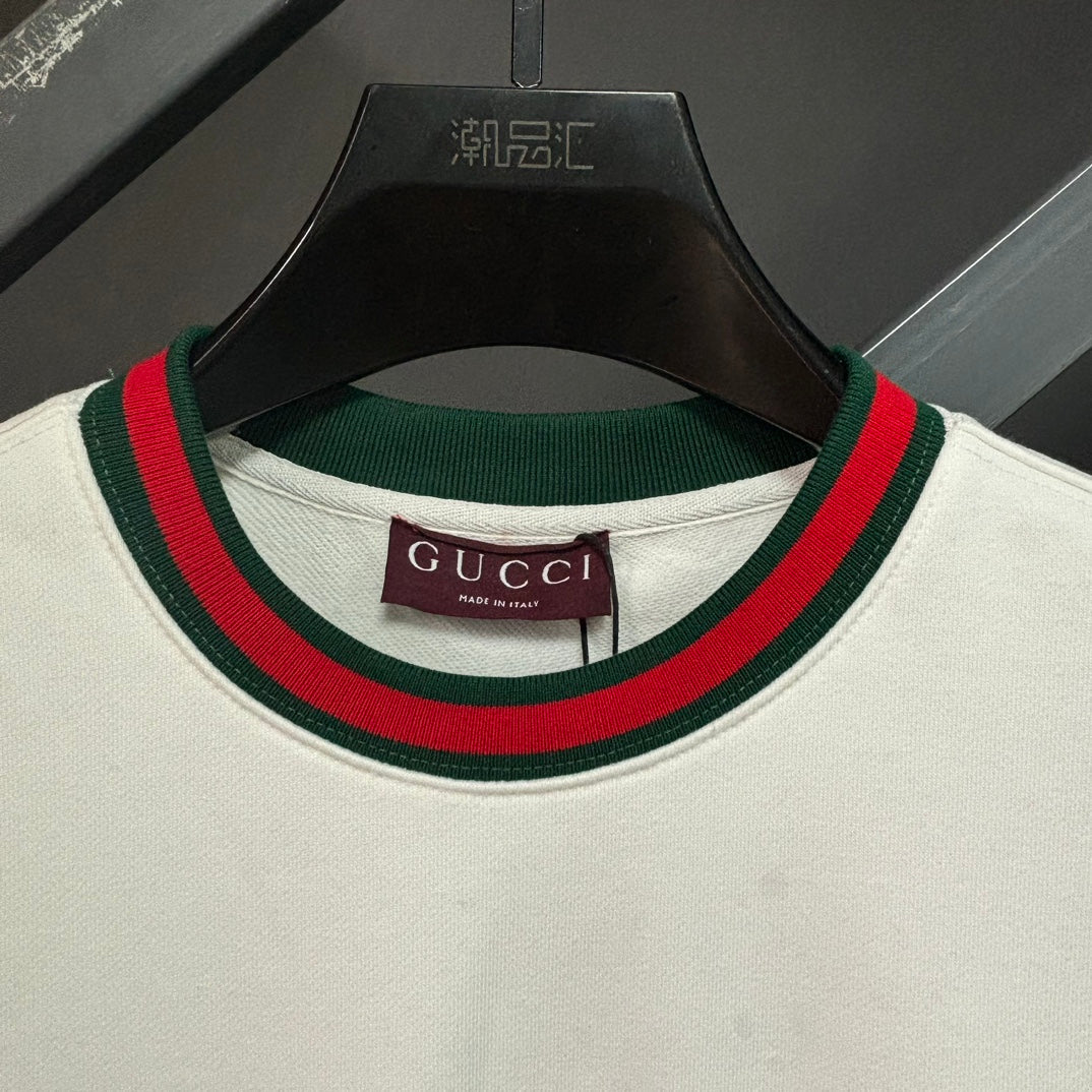 250819 A new high-quality color-blocking classic embroidered sweatshirt