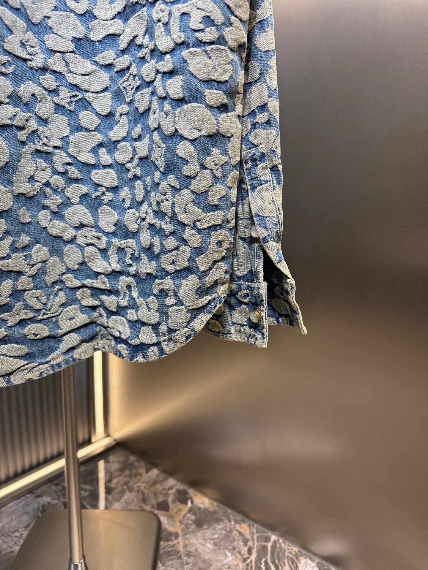 250825 New high-quality leopard-print washed workwear denim jacket