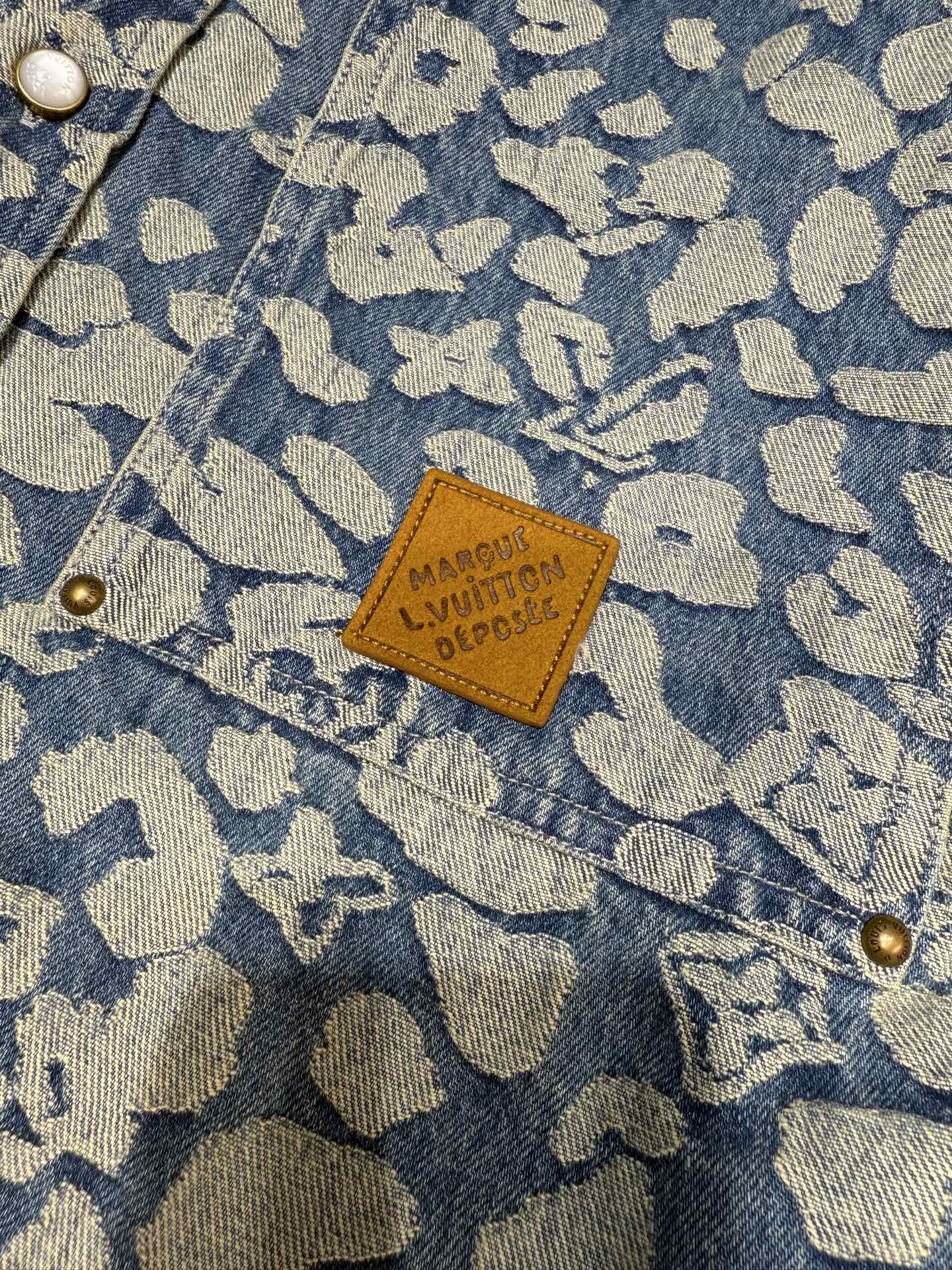 250825 New high-quality leopard-print washed workwear denim jacket
