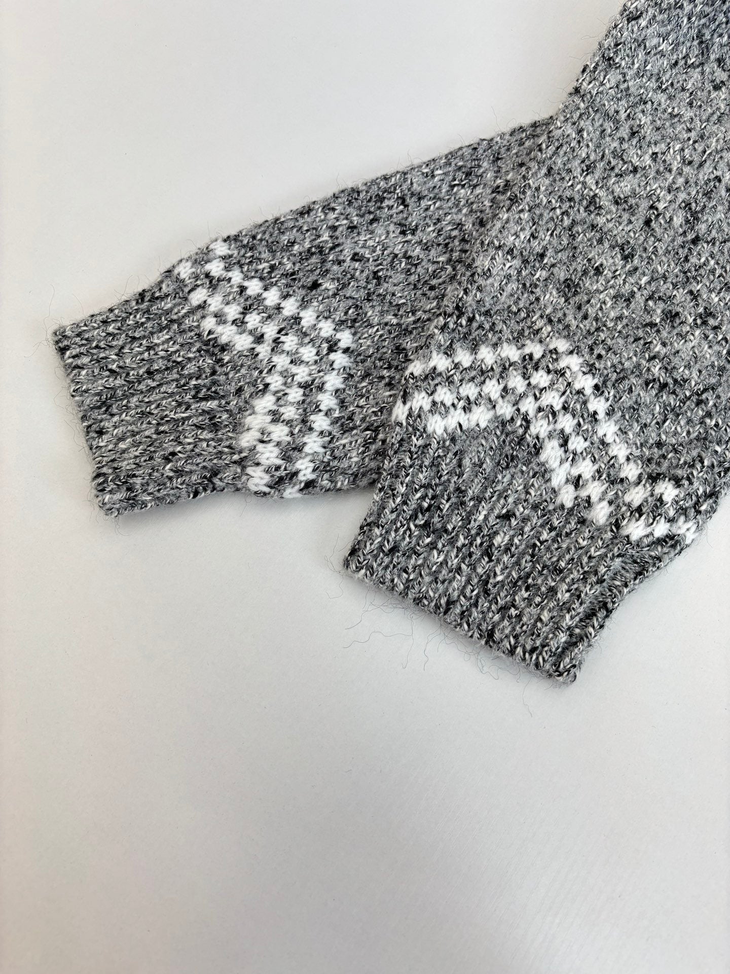 250825 New high-quality sailboat fishing yarn knitted zipper sweater coat