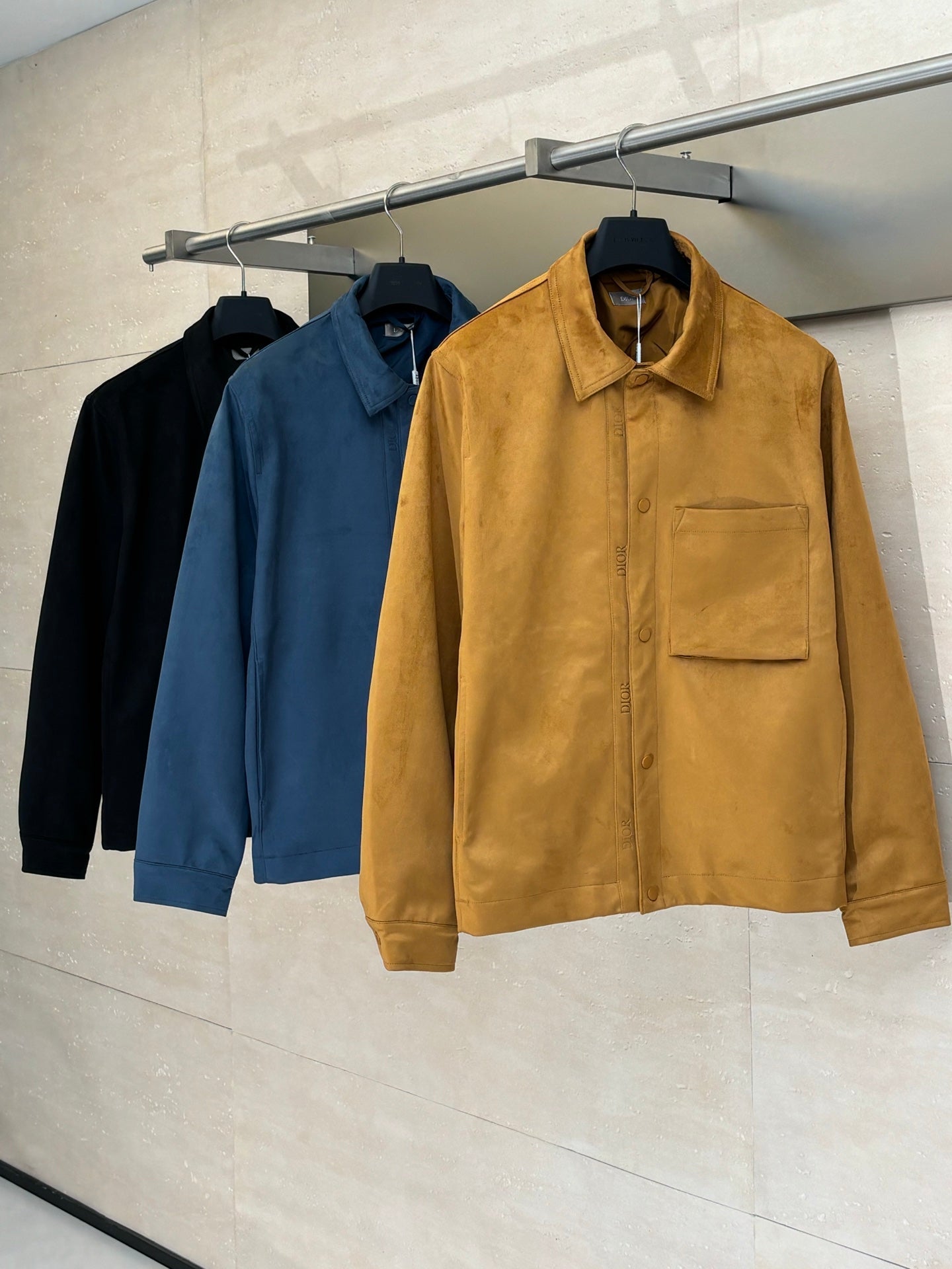250825 A new high-quality suede textured minimalist leather jacket