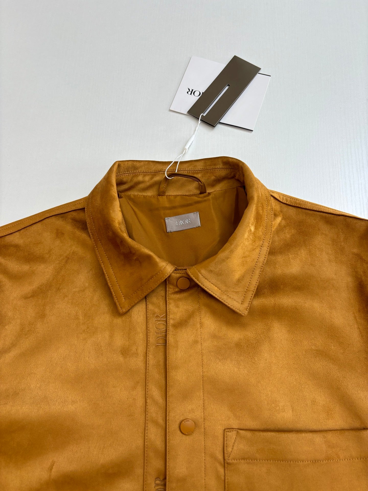 250825 A new high-quality suede textured minimalist leather jacket