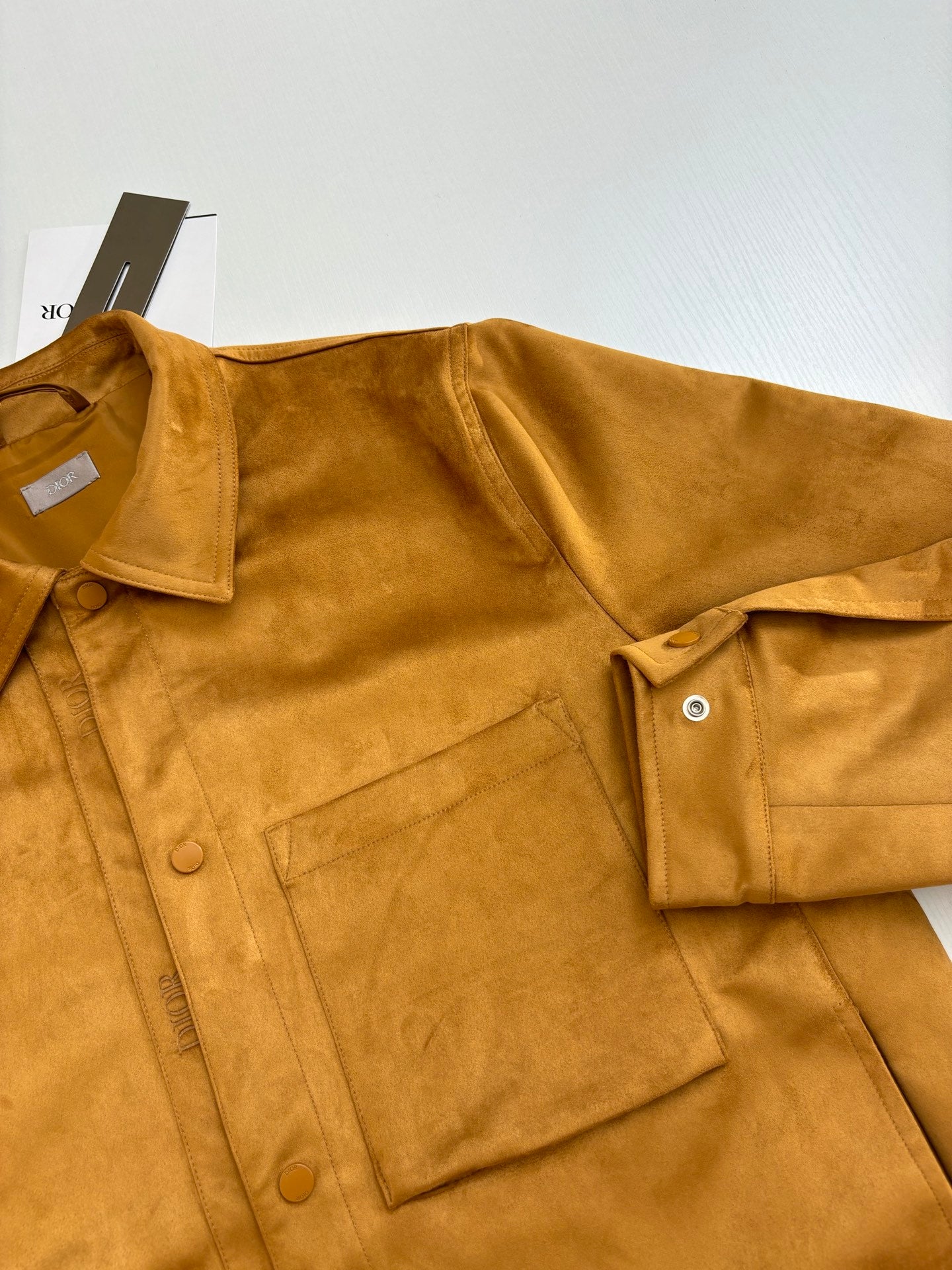 250825 A new high-quality suede textured minimalist leather jacket