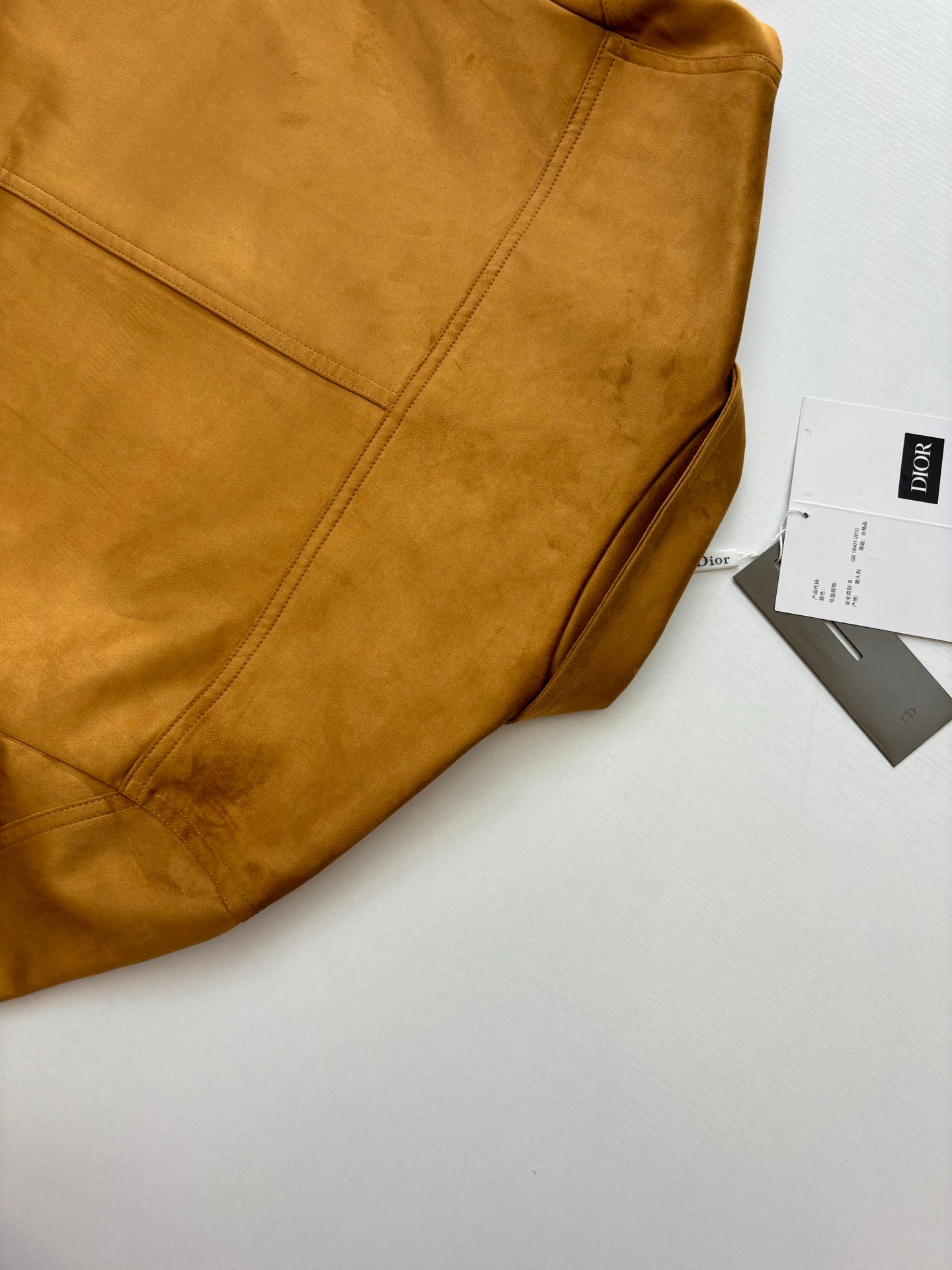 250825 A new high-quality suede textured minimalist leather jacket