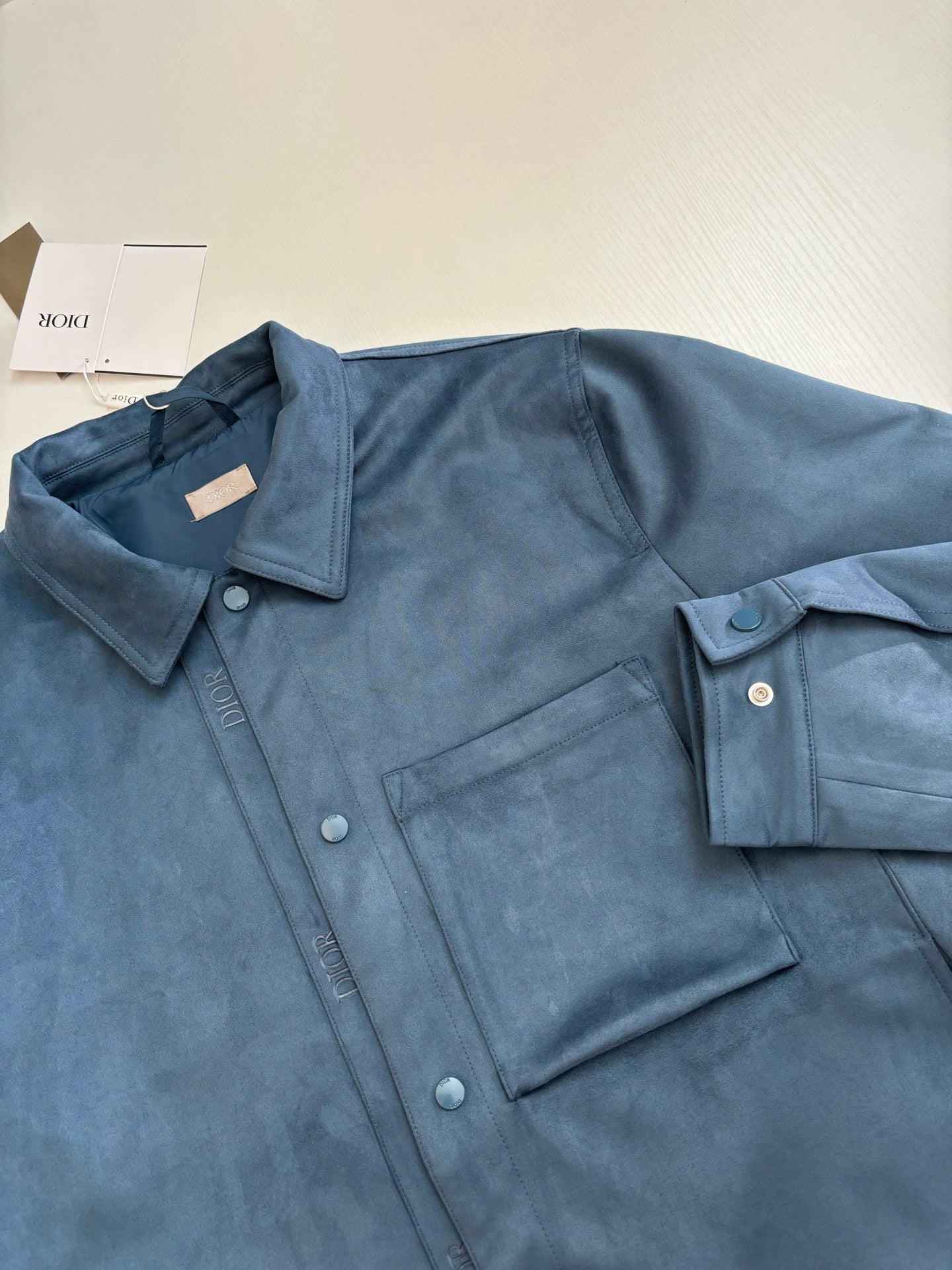 250825 A new high-quality suede textured minimalist leather jacket