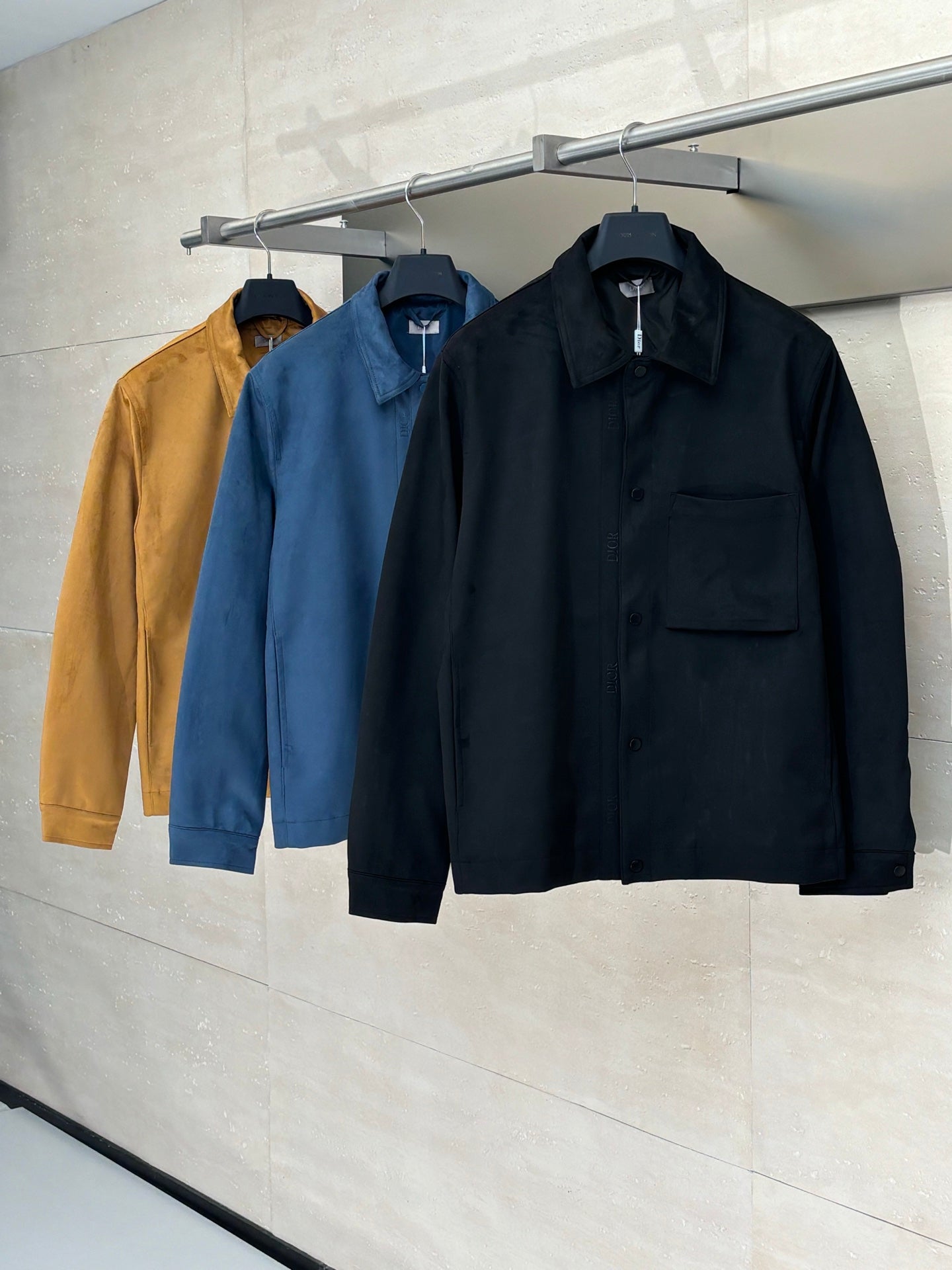 250825 A new high-quality suede textured minimalist leather jacket