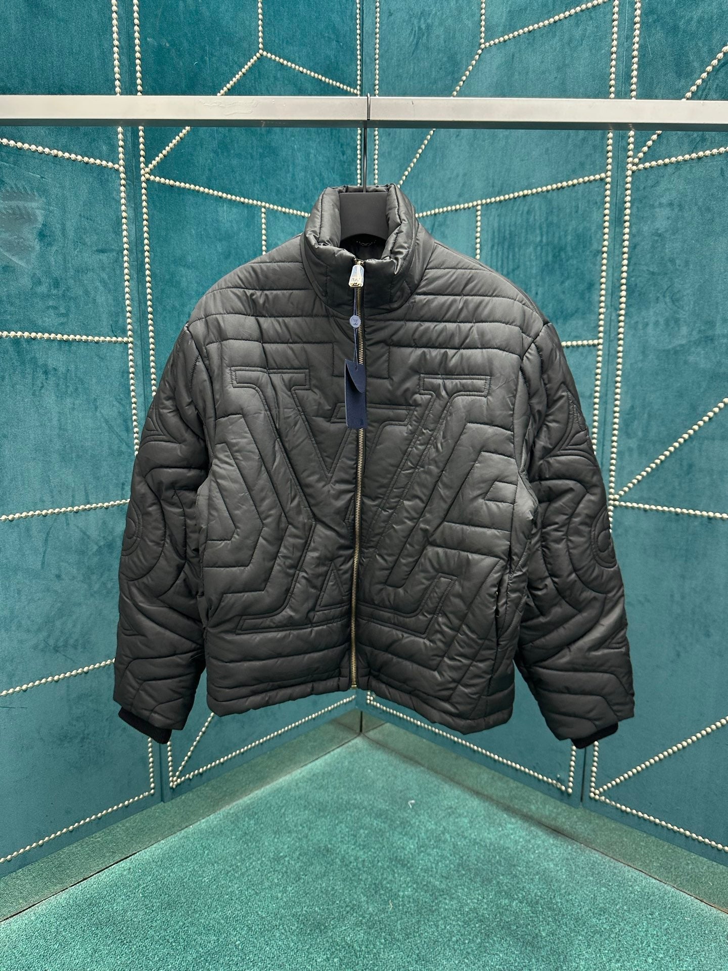 250825 New high-quality tear-resistant down jacket made of high-tech fabric