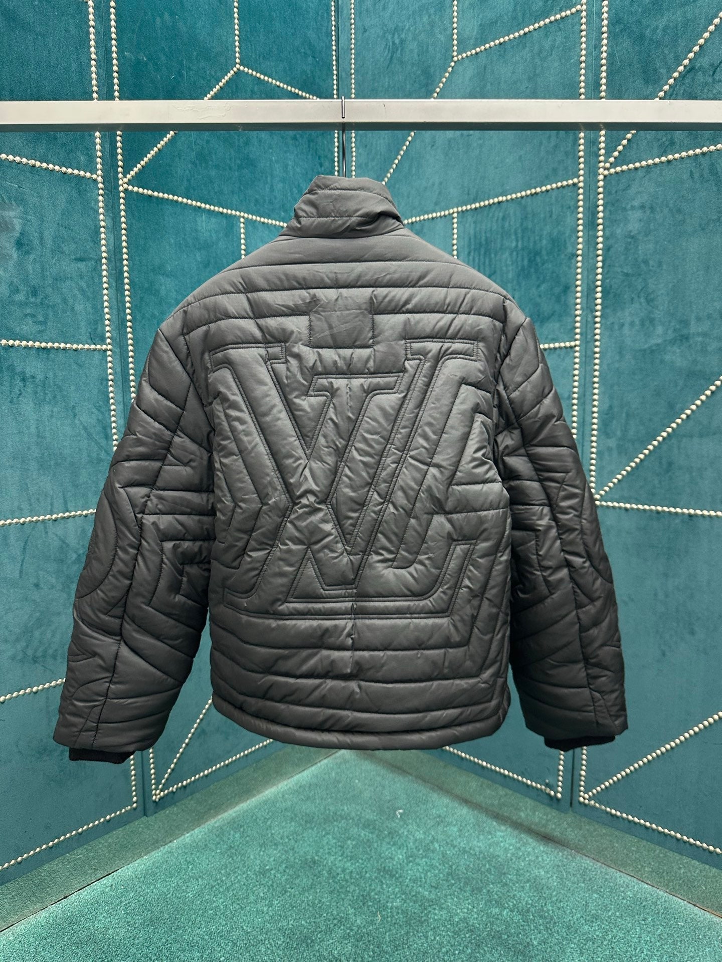 250825 New high-quality tear-resistant down jacket made of high-tech fabric