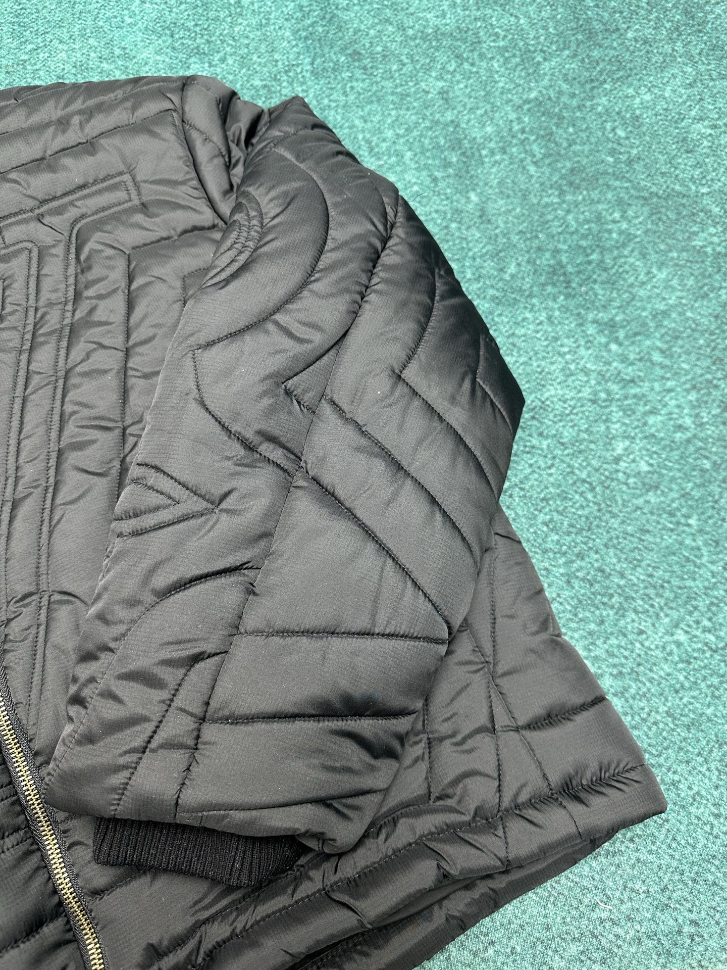 250825 New high-quality tear-resistant down jacket made of high-tech fabric
