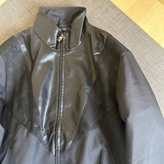 250825 A new high-quality patchwork embossed jacket