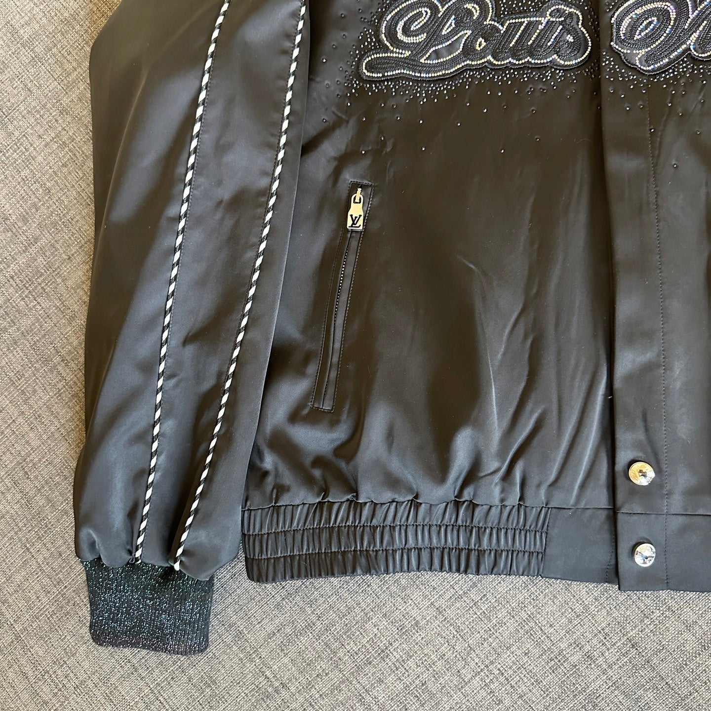 250825 New high-quality embroidered rhinestone coat