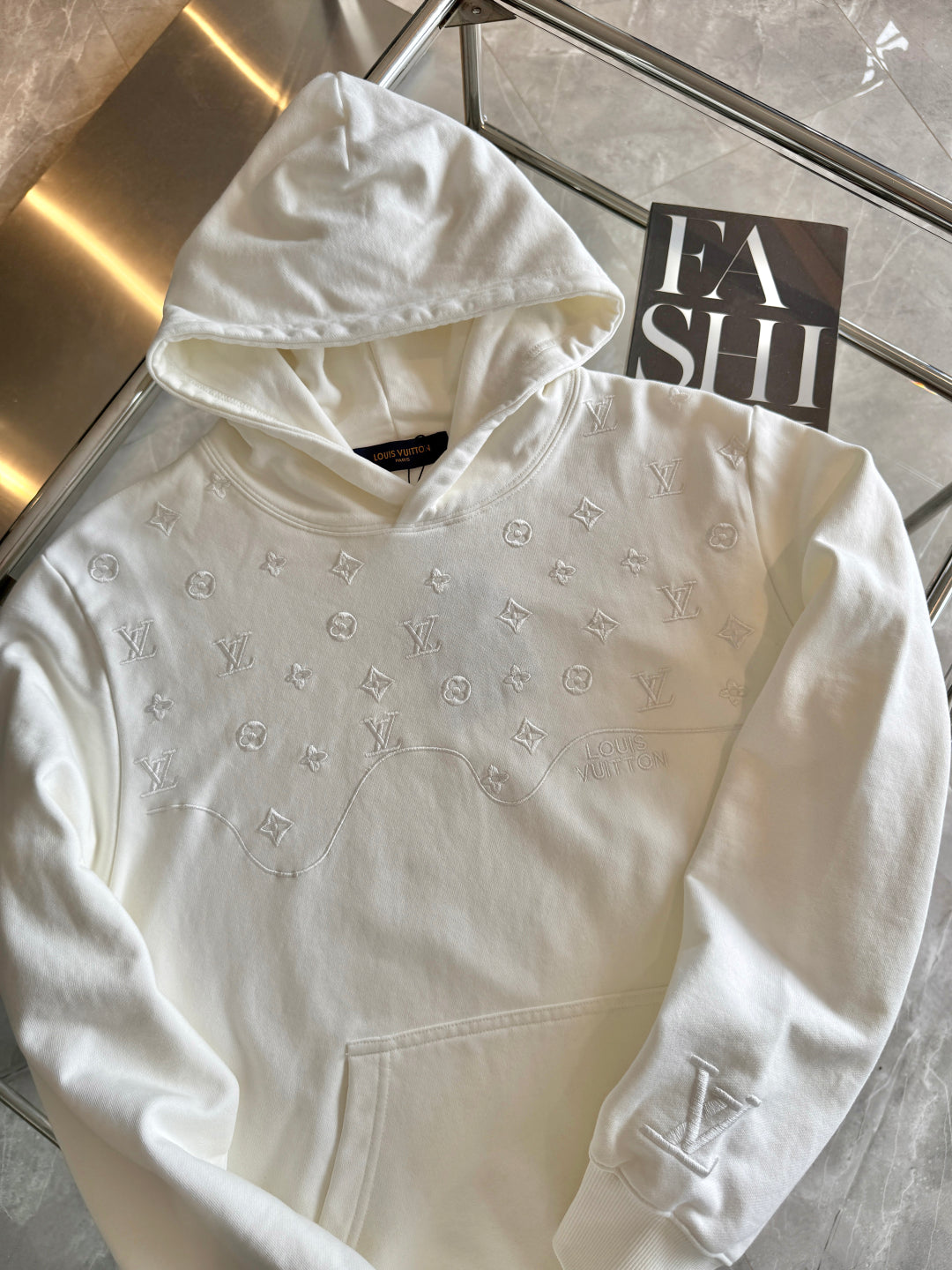 250825 A new high-quality classic must-have zippered hoodie